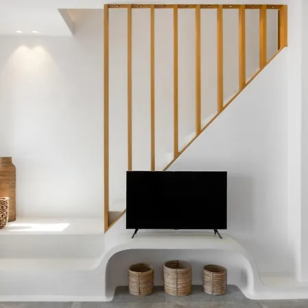 Saint L Heated Pool Sunset Villa- Three Bedrooms Вилла Псароу