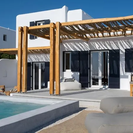 Saint L Heated Pool Sunset Villa- Three Bedrooms Ψαρού