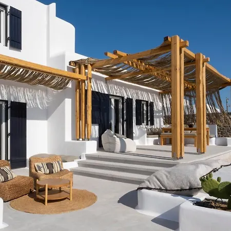 Saint L Heated Pool Sunset Villa- Three Bedrooms פסארו