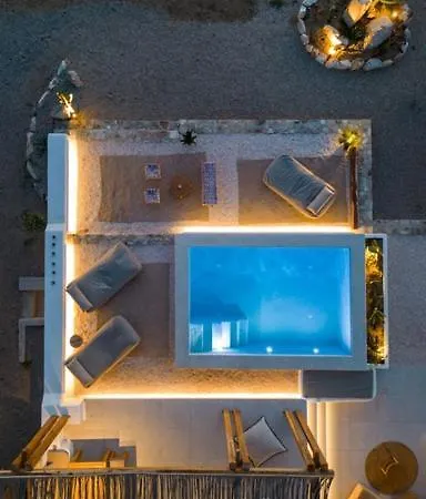 Saint L Heated Pool Sunset Villa- Three Bedrooms Ψαρού